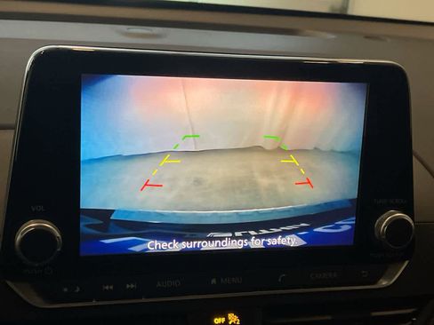 Used 2022 Nissan Altima 2.5 SR w/ Midnight Edition Package image 17