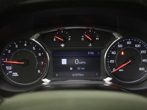 Used 2023 GMC Acadia SLT image 19