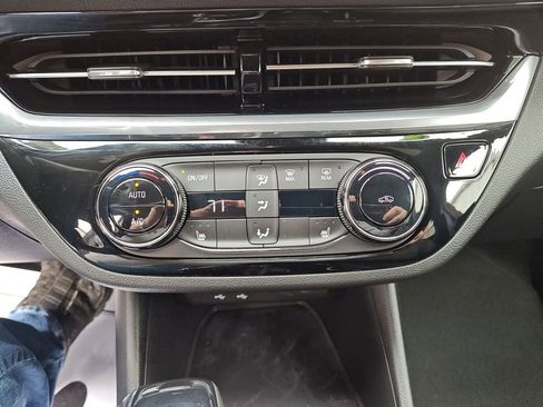 Used 2024 Buick Envista Sport Touring w/ Convenience I Package image 22