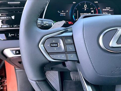 Used 2025 Lexus RX 350 Premium w/ Convenience Package FWD image 15
