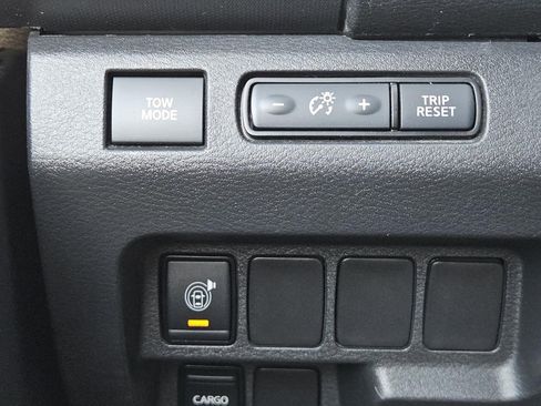 Certified 2022 Nissan Frontier S w/ Technology Package image 17