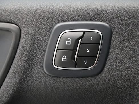 Used 2023 Ford Escape ST-Line Elite w/ Class II Trailer Tow Package image 28