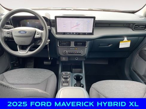 New 2025 Ford Maverick XL image 10