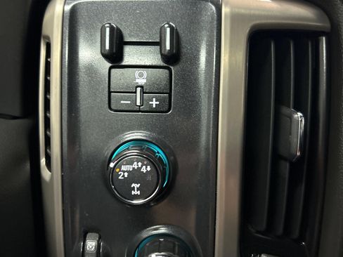 Used 2018 GMC Sierra 1500 Denali w/ Denali Ultimate Package AWD/4WD image 14