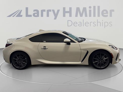 Used 2023 Subaru BRZ Limited RWD image 6