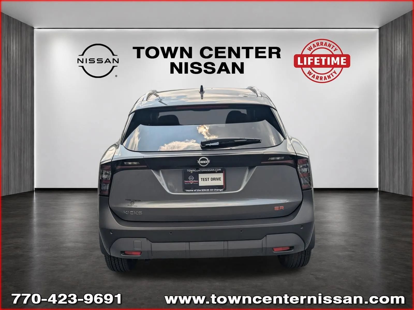 Certified 2026 Nissan Kicks SR FWD image 6