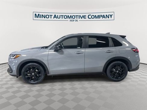 Used 2024 Honda HR-V Sport image 5