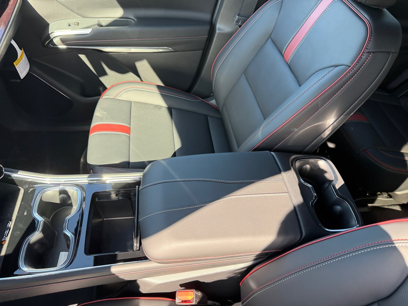 New 2027 Chevrolet Traverse RS AWD/4WD image 14