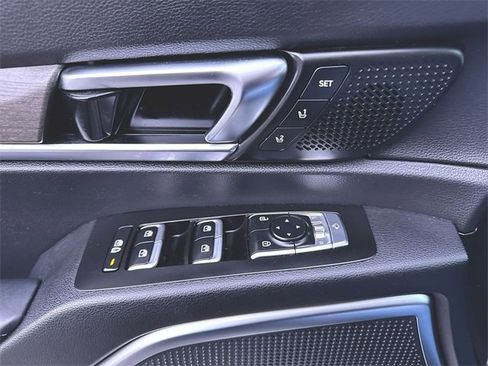 Used 2022 Kia Telluride SX w/ SX Prestige Package image 24
