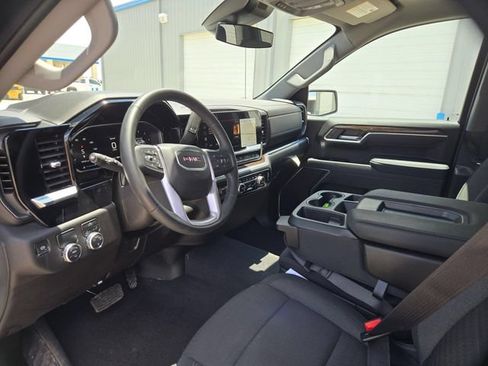 Used 2026 GMC Sierra 1500 SLE RWD image 11