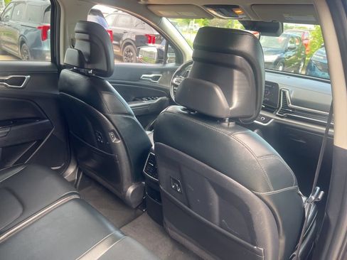 Certified 2023 Kia Sportage EX FWD image 14