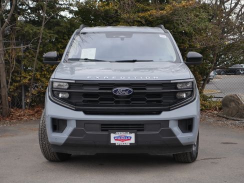 Certified 2025 Ford Expedition Max Active image 34