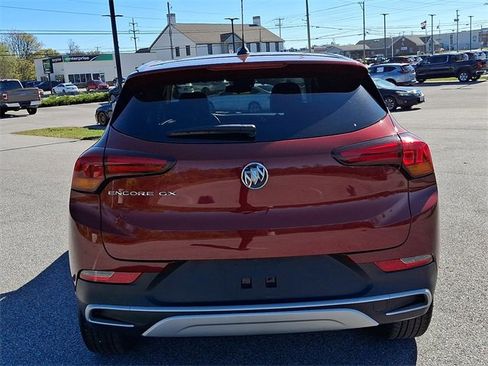 Used 2023 Buick Encore GX Preferred w/ Cold Weather Comfort Package image 9