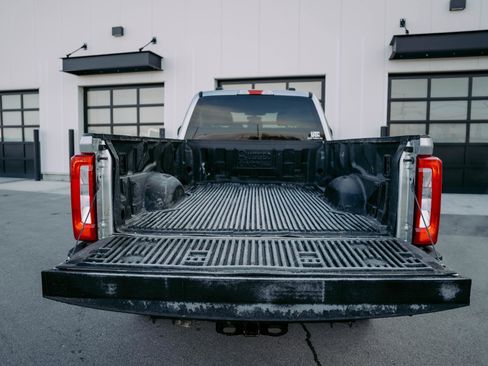 Used 2024 Ford F350 XLT image 8
