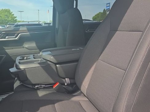 New 2026 Chevrolet Silverado 1500 LT AWD/4WD image 13