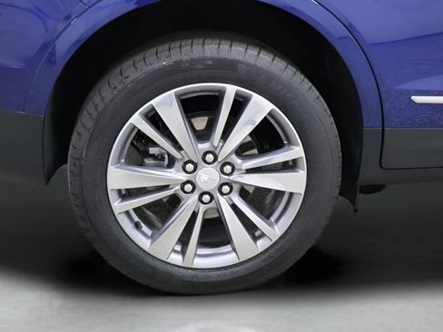 Used 2025 Cadillac XT5 Premium Luxury image 38