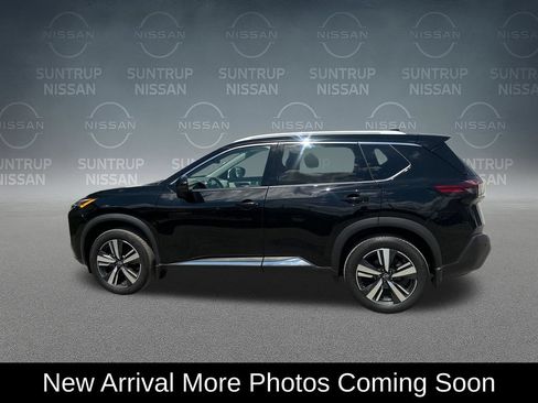Used 2023 Nissan Rogue SL AWD/4WD image 2