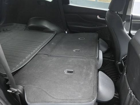 Used 2019 Hyundai Santa Fe SE AWD/4WD image 25