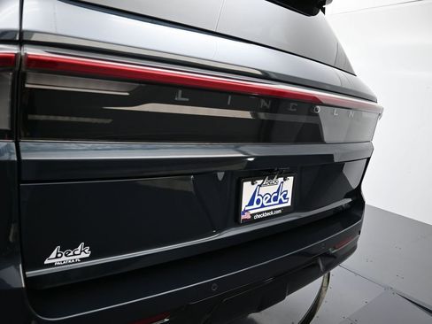 New 2026 Lincoln Navigator L Reserve w/ Jet Appearance Package image 25