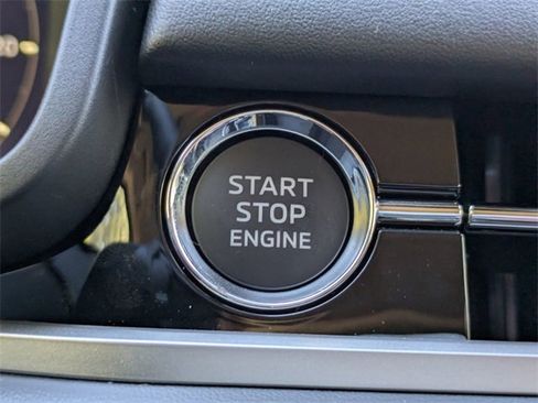 New 2025 Mitsubishi Outlander SEL image 35