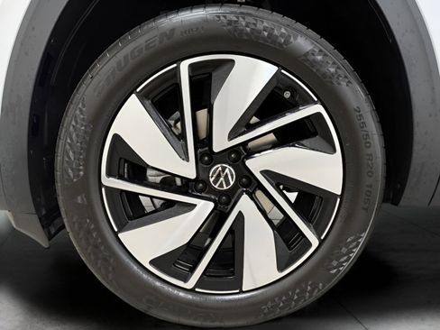 New 2026 Volkswagen Atlas SE image 23