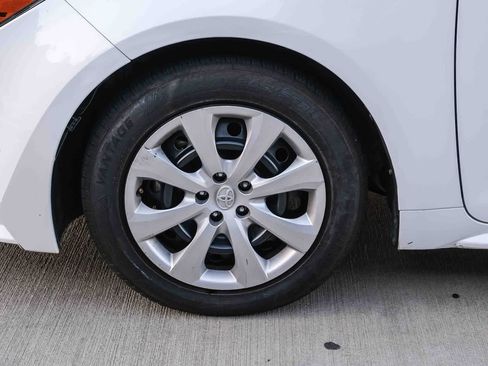 Certified 2024 Toyota Corolla LE FWD image 9