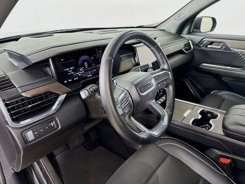 Used 2024 GMC Acadia Denali AWD/4WD image 10