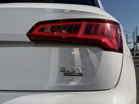 Used 2018 Audi Q5 2.0T Premium Plus w/ Premium Plus Package image 10