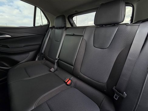 Used 2021 Buick Encore GX Select image 25
