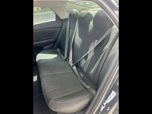 Used 2022 Hyundai Elantra SEL w/ Cargo Package FWD image 13