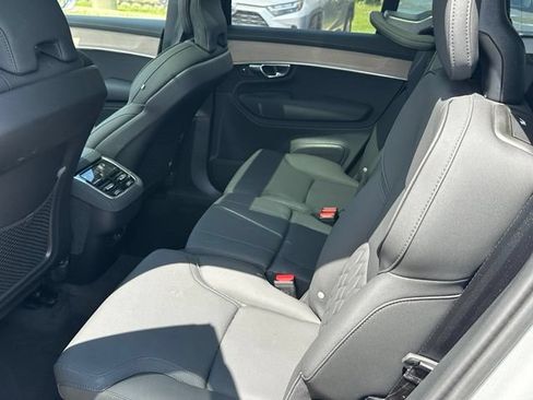 Used 2025 Volvo XC90 B6 Plus AWD/4WD image 14