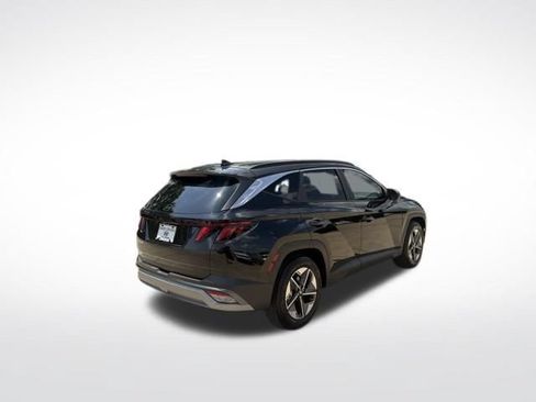 Used 2026 Hyundai Tucson SEL FWD image 3