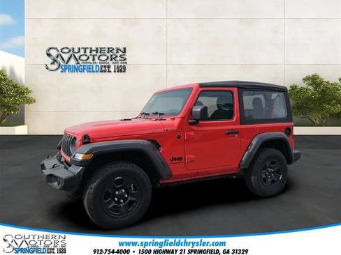 Used 2025 Jeep Wrangler Sport AWD/4WD image 1