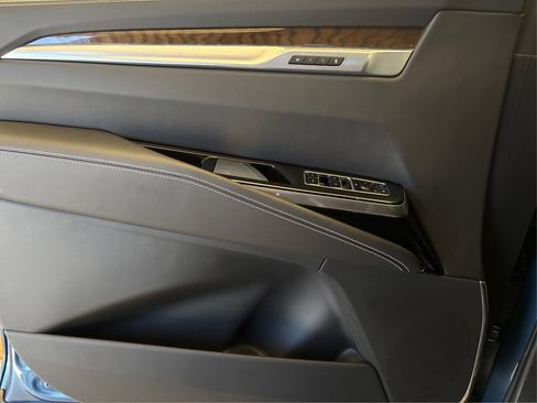 New 2026 Cadillac Escalade Platinum Sport AWD/4WD image 20