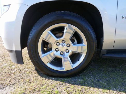 Used 2016 Chevrolet Tahoe LT image 14