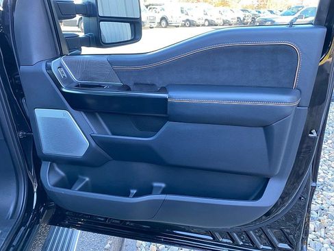 Certified 2022 Ford F150 Platinum w/ Equipment Group 701A High image 28