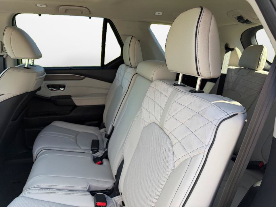 New 2026 Honda Pilot Elite image 12