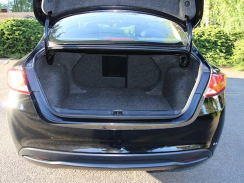 Used 2016 Chrysler 200 LX FWD image 15