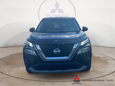 Used 2023 Nissan Rogue SV image 8
