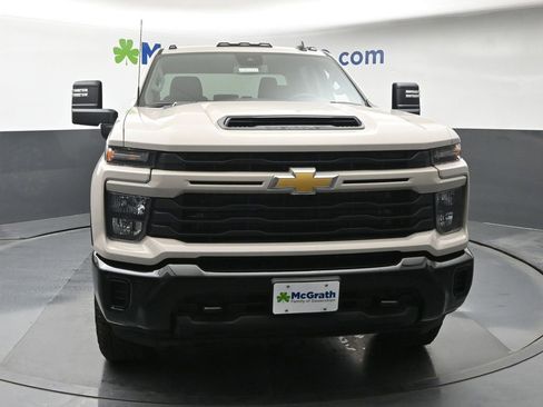 New 2026 Chevrolet Silverado 2500 Custom w/ Custom Value Package AWD/4WD image 5