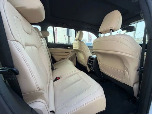 Used 2022 Jeep Grand Cherokee Limited 4xe w/ Luxury Tech Group II image 50