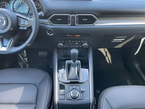 New 2025 MAZDA CX-5 Signature image 10