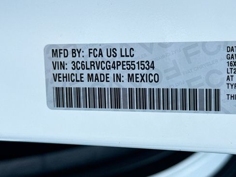 Used 2023 RAM ProMaster 2500 FWD image 38