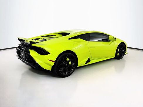 Used 2023 Lamborghini Huracan Tecnica RWD image 5