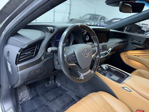 Used 2023 Lexus LS 500 image 17