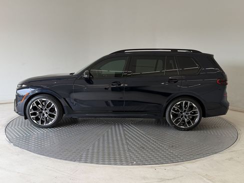 Certified 2023 BMW X7 M60i w/ Executive Package AWD/4WD image 2