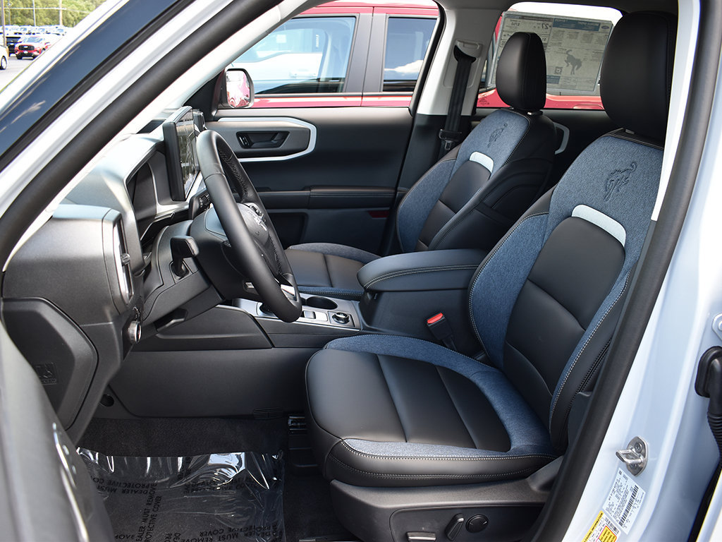 New 2026 Ford Bronco Sport Outer Banks w/ Outer Banks Tech Package+ AWD/4WD image 5