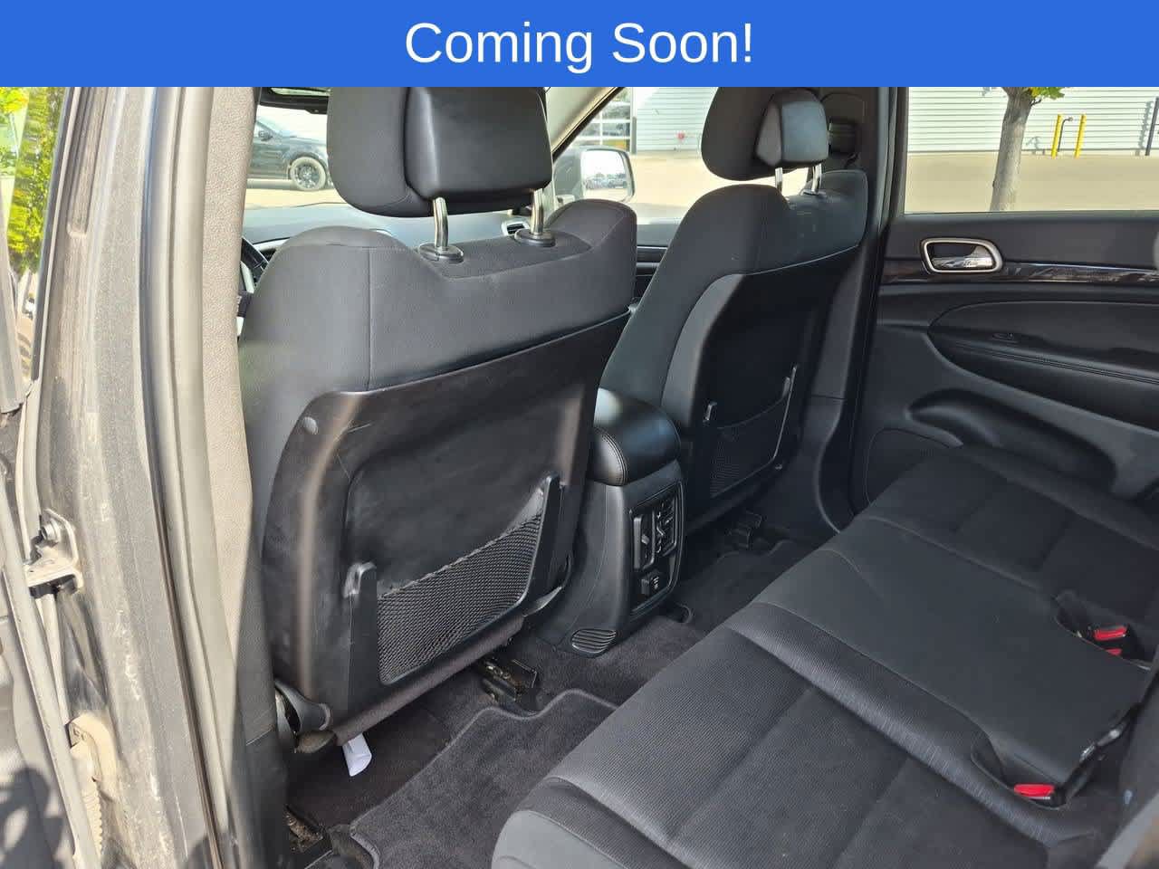 Used 2011 Jeep Grand Cherokee Laredo w/ Security & Convenience Group AWD/4WD image 18