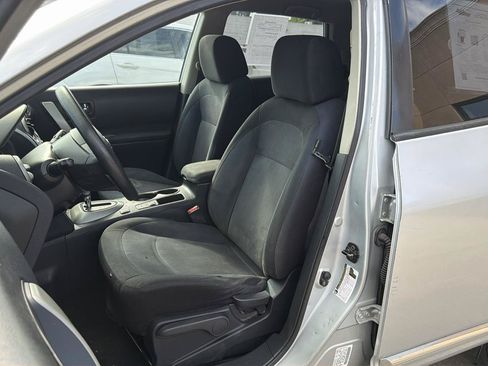 Used 2013 Nissan Rogue S w/ Special Edition Pkg FWD image 11