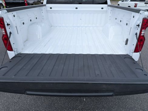 Used 2025 Chevrolet Silverado 1500 LT RWD image 33